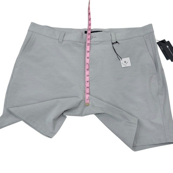 Travis Mathew Tech Chino Shorts 8” SLEET Gray Solid NWT Golf Active Casual SZ 40 - Picture 5 of 11